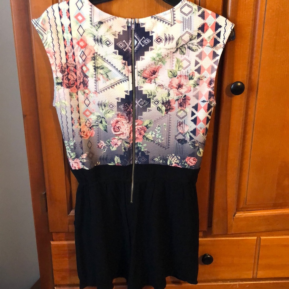 Romper - Picture 6 of 6